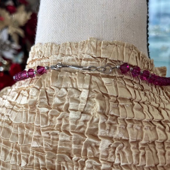 Hand made-Pretty Pink Faceted Bead Necklace and Matching Earrings - Picture 4 of 4